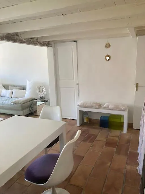 Charmant Deux Pieces Dans Le Quartier Du Port Nice Apartment